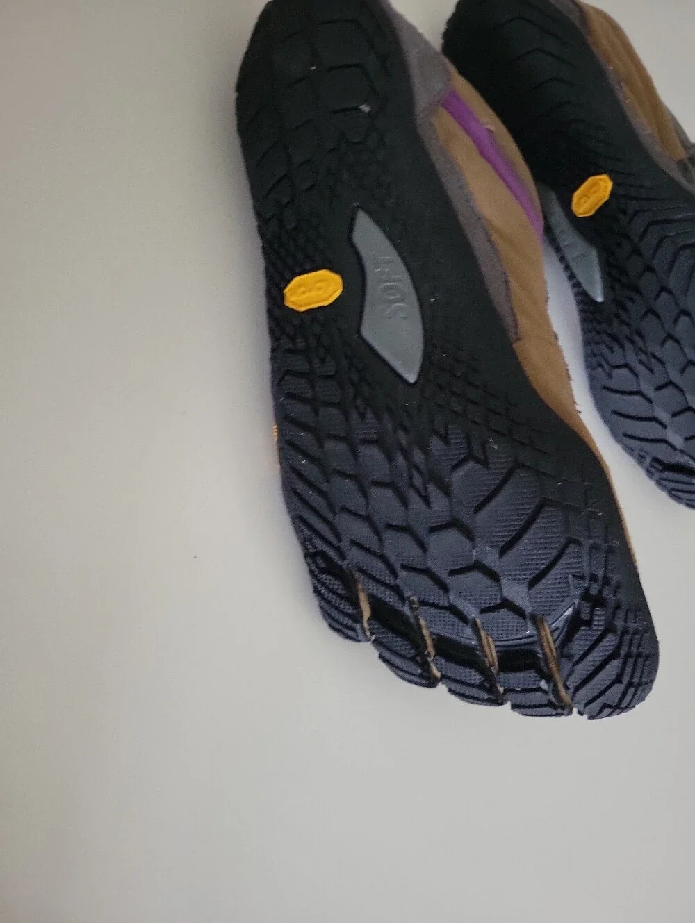 Vibram Five Fingers Womens Trek Ascent Insulated Trail Hiking Shoe Size 9-9.5 41